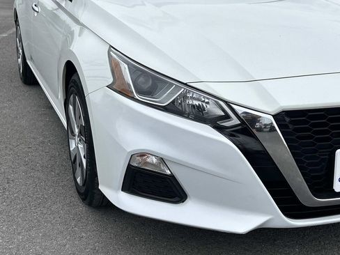 Used 2021 Nissan Altima 2.5 S FWD image 11