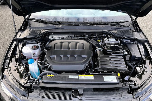 Used 2026 Volkswagen Golf AWD/4WD image 26