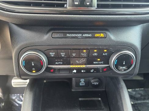 Certified 2023 Ford Escape ST-Line image 11