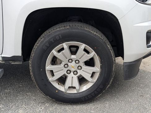 Used 2020 Chevrolet Colorado LT w/ LT Convenience Package image 9