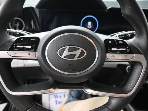 Used 2024 Hyundai Elantra Limited FWD image 29