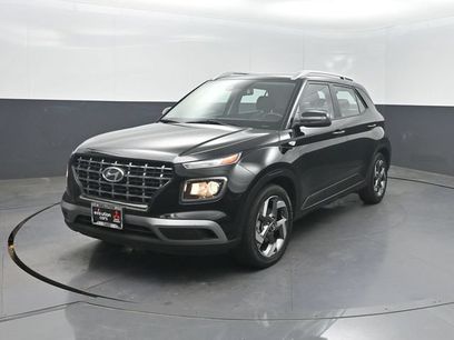 Used 2022 Hyundai Venue SEL