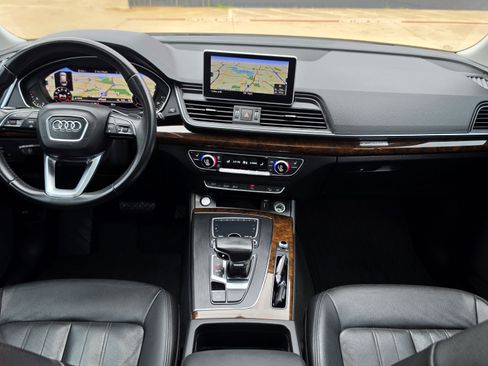 Used 2020 Audi Q5 2.0T Premium Plus w/ Premium Plus Package AWD/4WD image 36