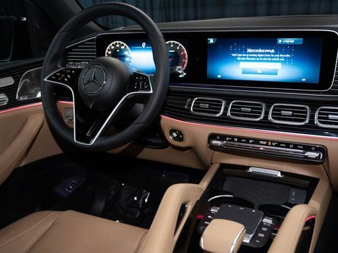 New 2026 Mercedes-Benz GLE 450 4MATIC image 17