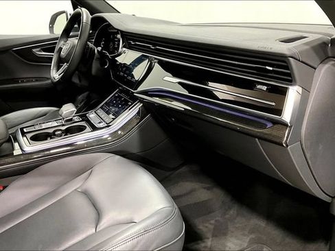 Used 2023 Audi Q7 3.0T Premium Plus w/ Premium Plus Package AWD/4WD image 5