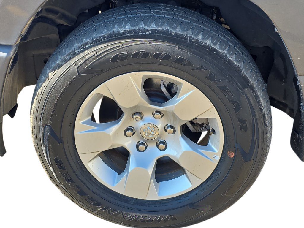 Used 2024 RAM 1500 Big Horn RWD image 29