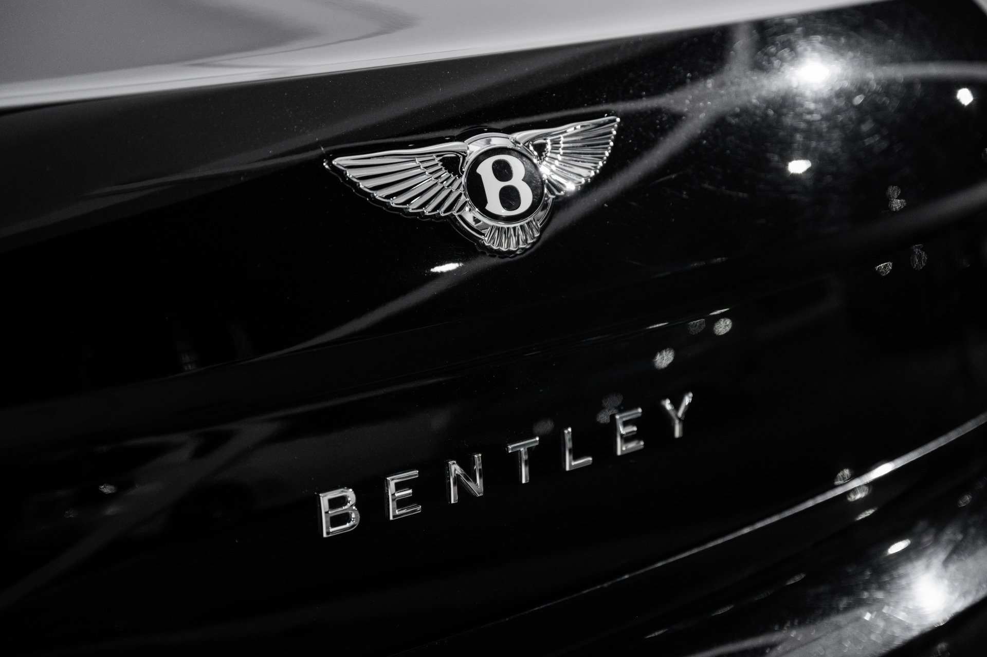 Certified 2022 Bentley Flying Spur V8 AWD/4WD image 14