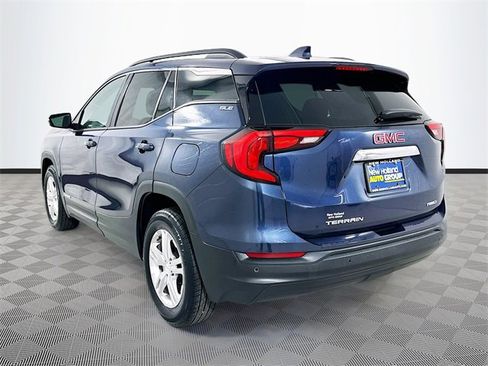 Used 2018 GMC Terrain SLE w/ Driver Convenience Package image 5