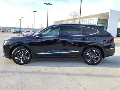 New 2026 Acura MDX w/ Advance Package image 3