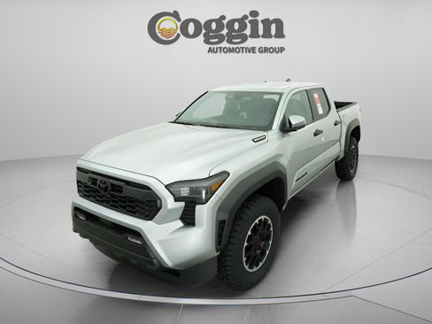 New 2026 Toyota Tacoma TRD Off-Road AWD/4WD image 32