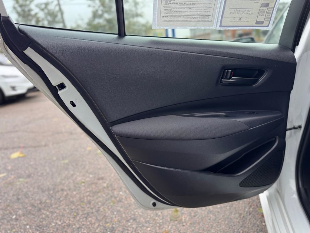 Used 2023 Toyota Corolla LE FWD image 20