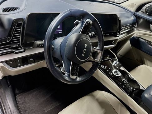 Used 2023 Kia Sportage EX image 17