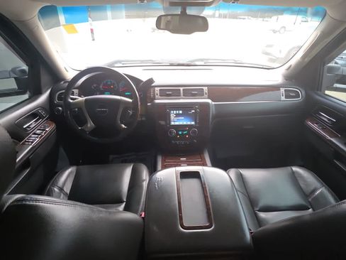 Used 2014 GMC Sierra 2500 Denali w/ Suspension Package, Off-Road image 17