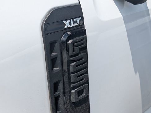 Used 2024 Ford F250 XLT w/ XLT Premium Package AWD/4WD image 17