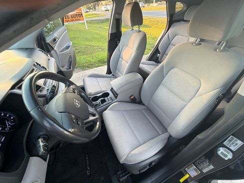 Used 2017 Hyundai Tucson Sport FWD image 20