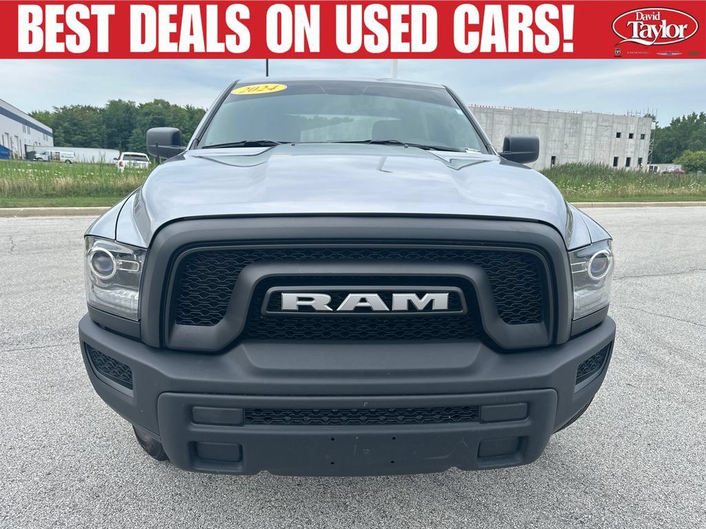 Used 2024 RAM 1500 Warlock AWD/4WD image 9