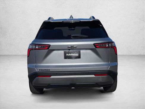 New 2026 Chevrolet Equinox LT w/ Midnight Edition image 8