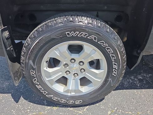 Used 2019 Chevrolet Silverado 1500 LT w/ All Star Edition AWD/4WD image 19