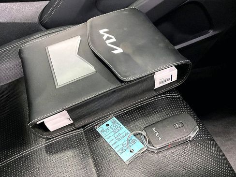 Used 2022 Kia Telluride SX image 35