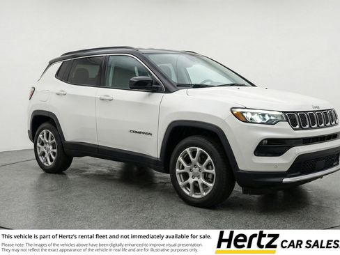 Used 2025 Jeep Compass Limited image 1
