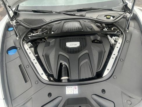 Used 2018 Porsche Panamera 4 image 18