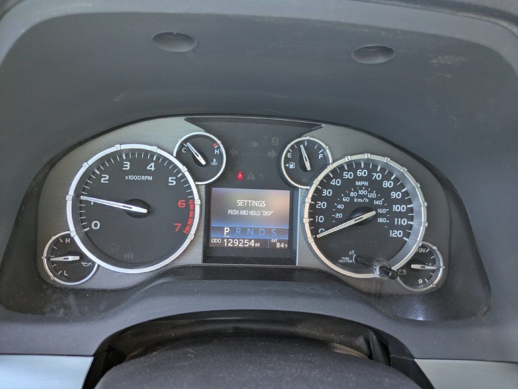 Used 2017 Toyota Tundra Platinum AWD/4WD image 13