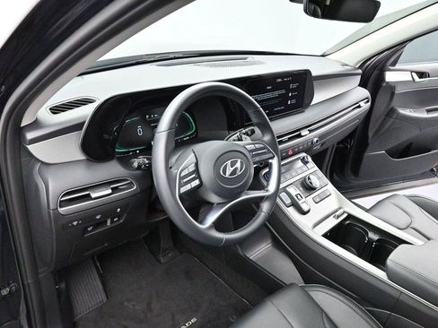 Used 2023 Hyundai Palisade SEL w/ Cargo Package AWD/4WD image 12