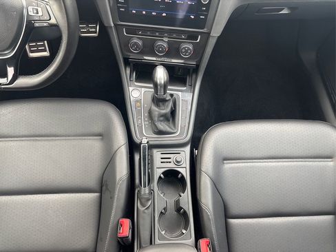 Used 2018 Volkswagen Golf Alltrack SE image 19