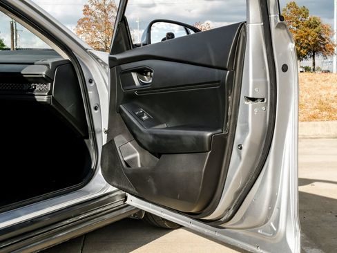 Used 2025 Honda Accord LX image 41