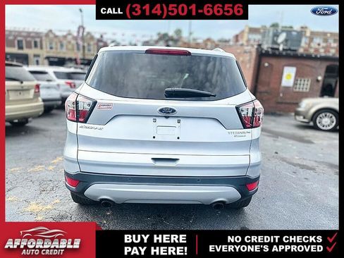 Used 2017 Ford Escape Titanium FWD image 4