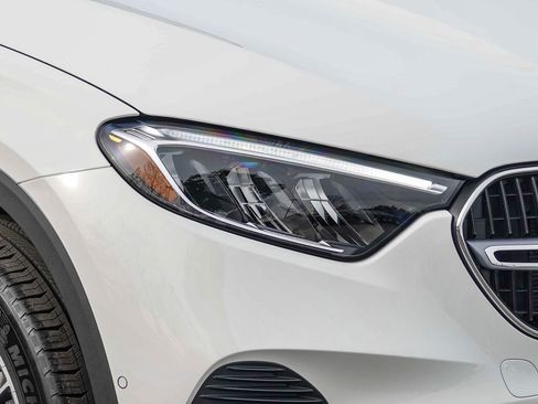 New 2026 Mercedes-Benz GLC 300 GLC 300 image 8