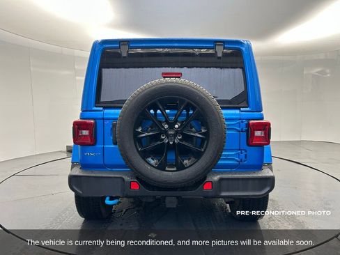 Used 2023 Jeep Wrangler Unlimited Sahara w/ Cold Weather Group image 4