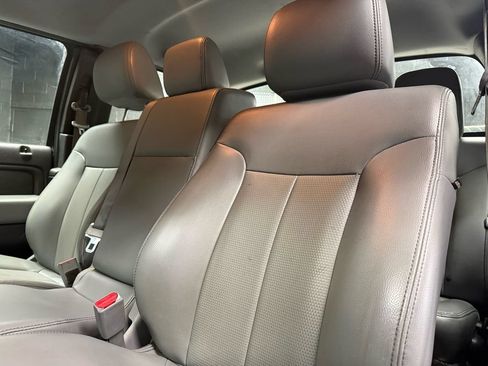 Used 2012 Ford F150 XL w/ XL Plus Pkg AWD/4WD image 12