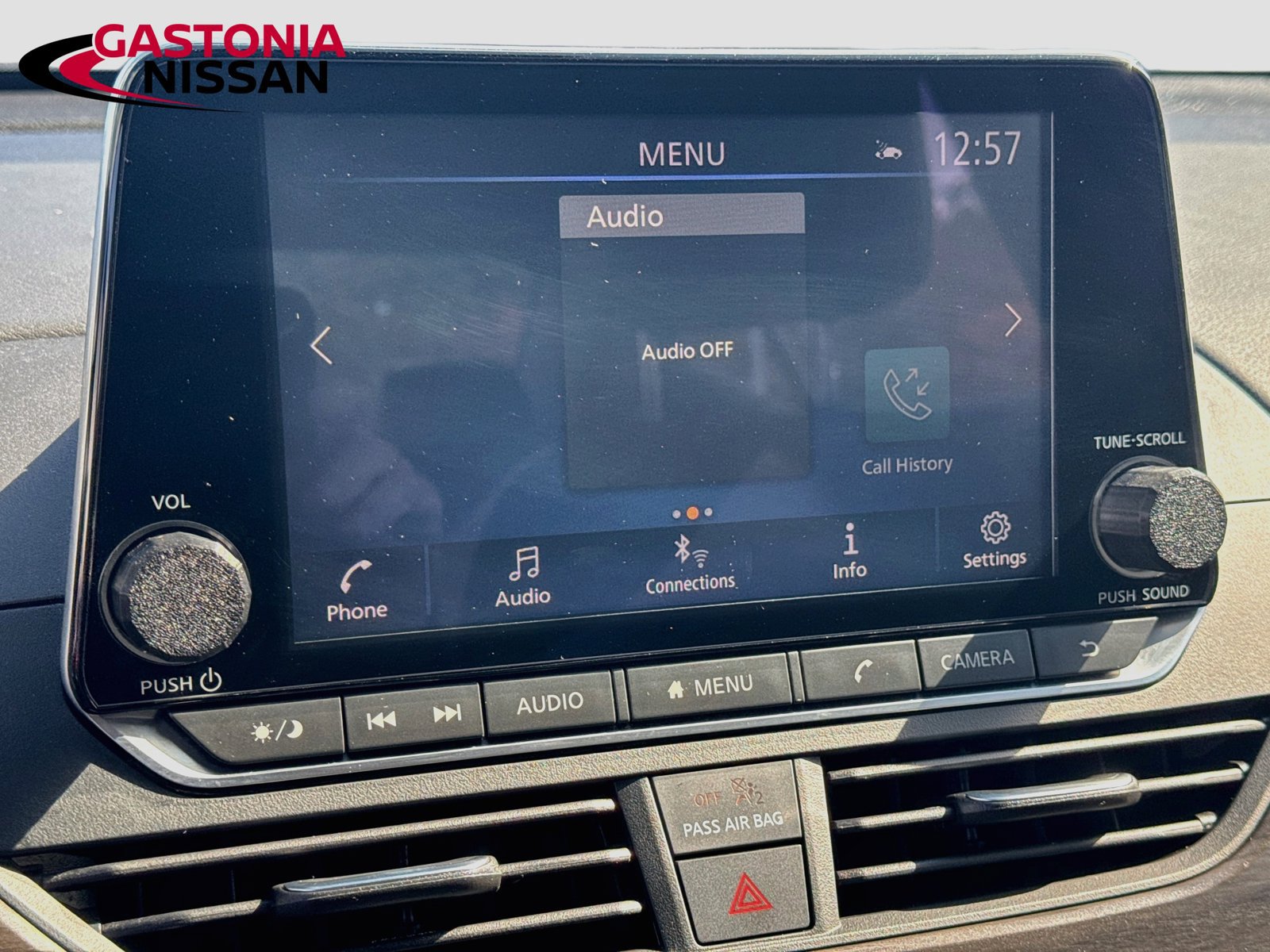 Used 2025 Nissan Altima 2.5 SV FWD image 18