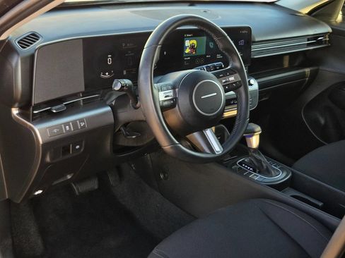 Used 2026 Hyundai Kona SEL Sport FWD image 30