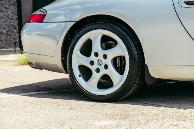 Used 2000 Porsche 911 Carrera RWD image 36
