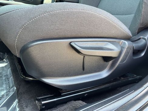 Used 2025 Kia K4 FWD image 21