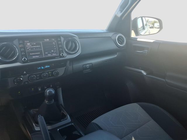Used 2022 Toyota Tacoma TRD Off-Road w/ Technology Package AWD/4WD image 12