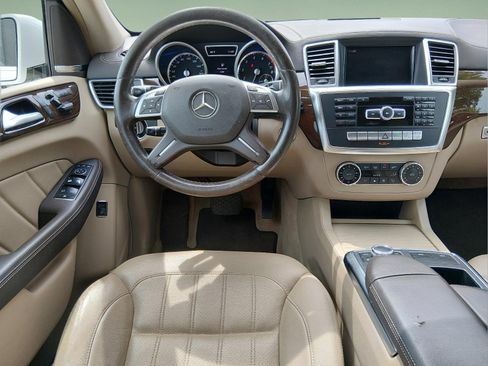 Used 2016 Mercedes-Benz GL 450 4MATIC image 12