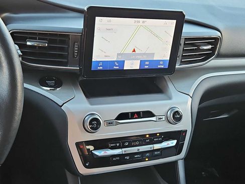 Used 2022 Ford Explorer XLT w/ Equipment Group 202A image 29