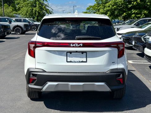 New 2026 Kia Seltos LX AWD/4WD image 5