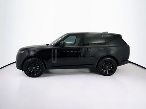 Used 2025 Land Rover Range Rover SE AWD/4WD image 8