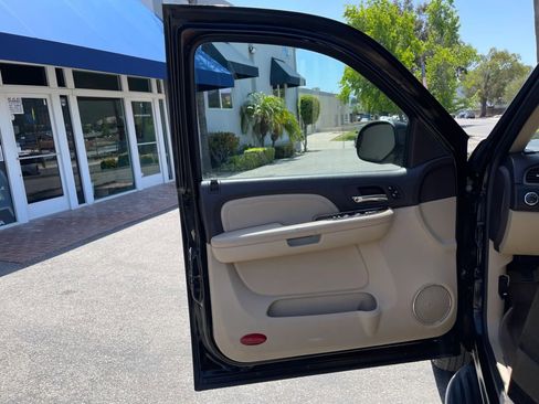 Used 2008 GMC Yukon XL Denali image 19