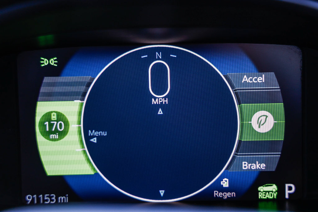 Used 2019 Chevrolet Bolt LT FWD image 43