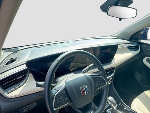 Used 2024 Buick Encore GX Sport Touring image 11