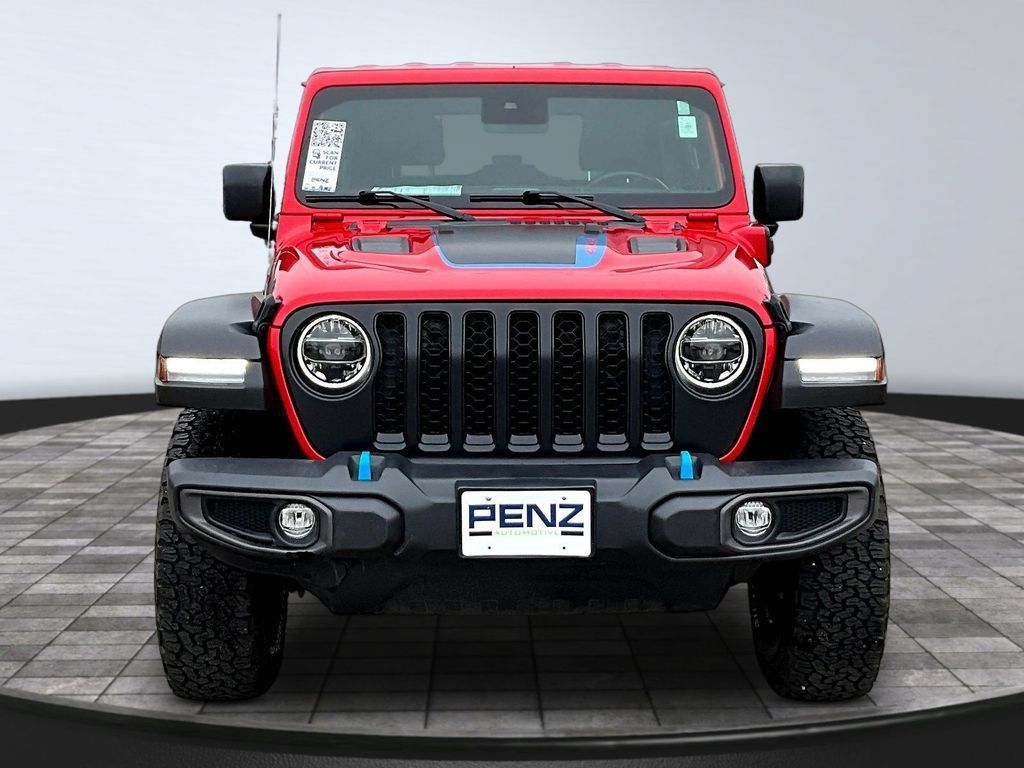 Used 2021 Jeep Wrangler Unlimited Rubicon 4xe w/ Cold Weather Group AWD/4WD image 2