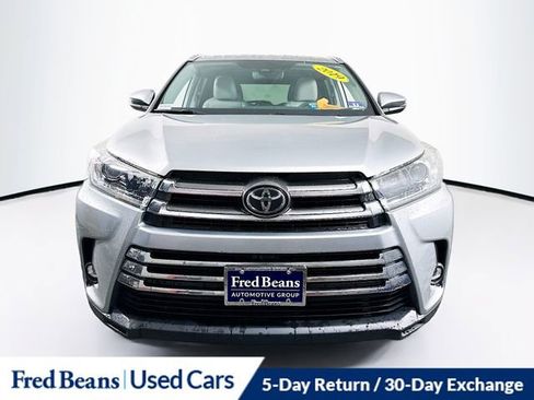 Used 2019 Toyota Highlander Limited AWD/4WD image 2