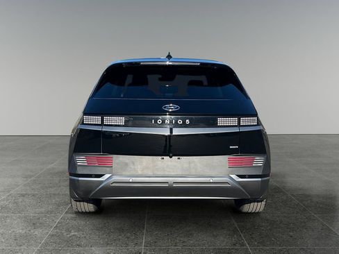 Certified 2024 Hyundai Ioniq 5 SEL image 6