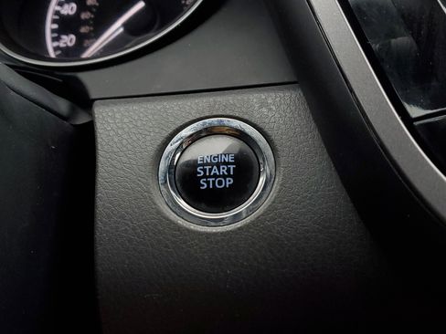 Used 2024 Toyota Camry SE image 31