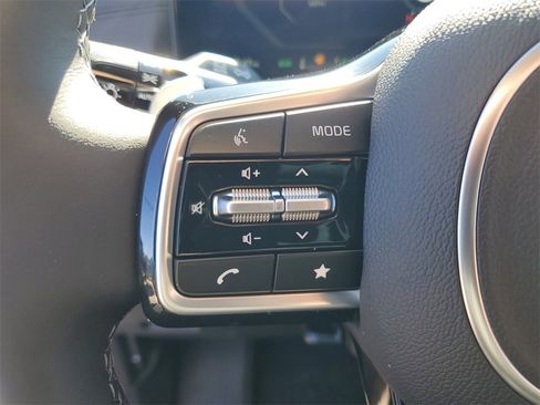 New 2026 Kia Carnival SX Prestige image 12